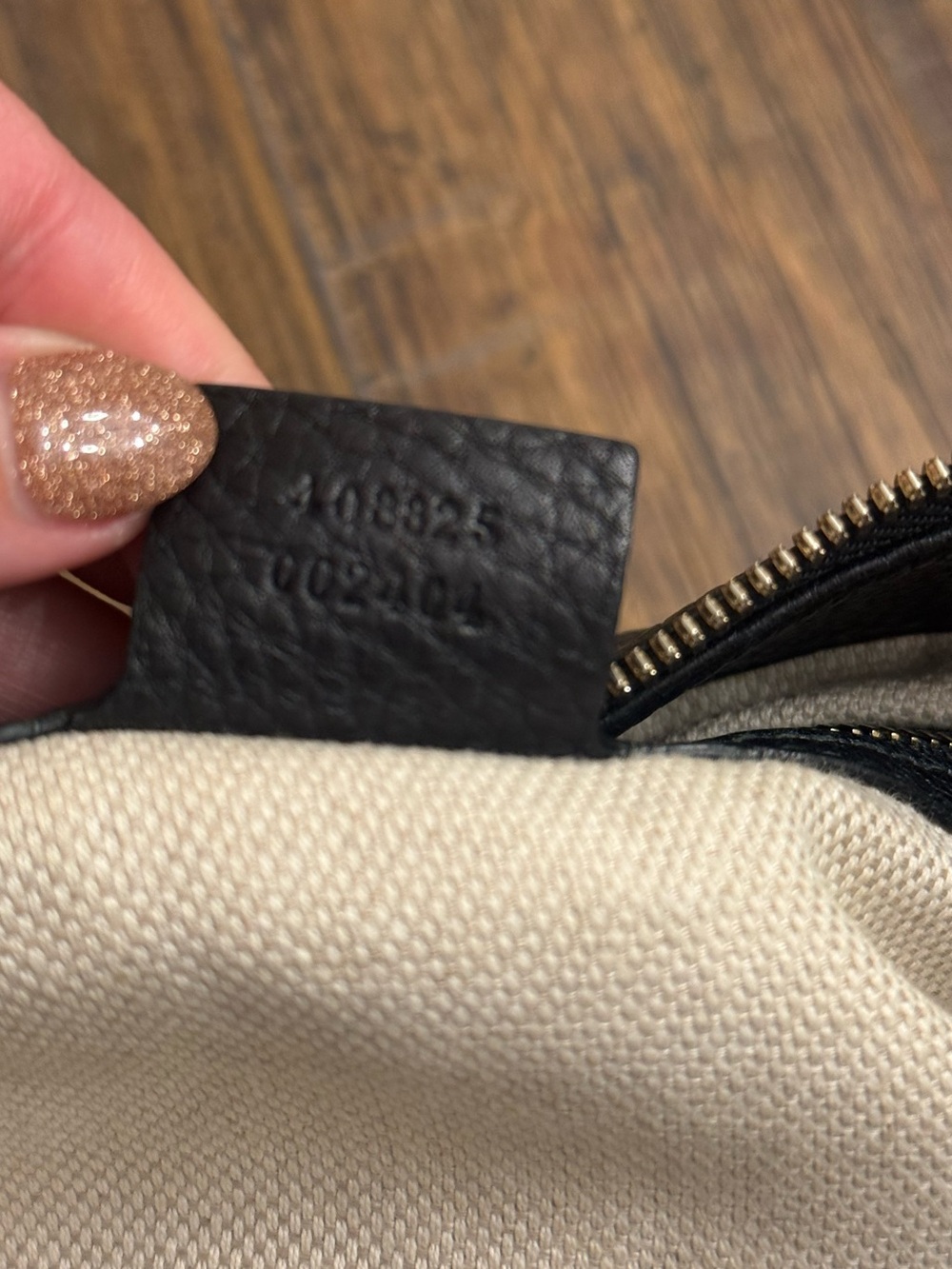 Gucci Soho Crossbody Tote Bag - Picture 7 of 11
